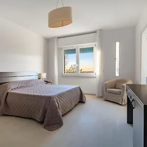 https://sorriso-venice-lido.hotelinveneto.com